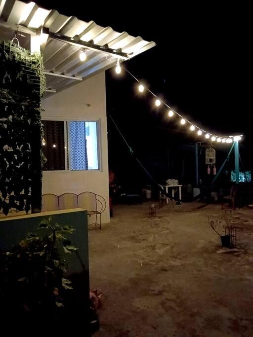 Casa Zoila Hospedaje Frente Al Lago Lakefront Lodging Apartment Flores Exterior photo